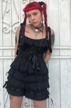 Fern Black Bloomer Shorts 24 Fern Black Bloomer Shorts -TUNNEL Vision Outlet 14 6aff7a30 8865 4261 b762 a0ee0652967e