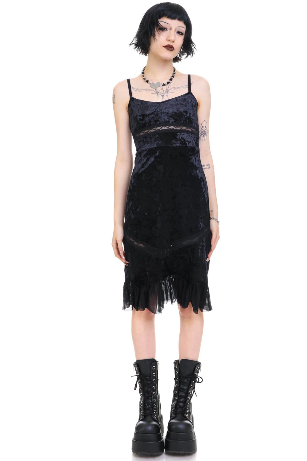 Luci Black Velvet Midi Dress 16 Luci Black Velvet Midi Dress - Image 14