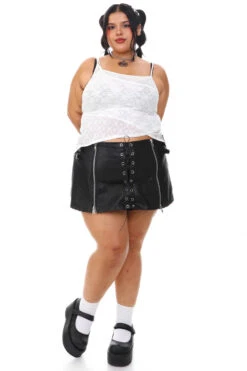 Disco White Lace Criss-Cross Layer Top -TUNNEL Vision Outlet 256A5518 b59d72f3 d343 4bdf a95e 70571142c902