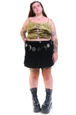 Ria Sage Velvet Lace-Up Top -TUNNEL Vision Outlet 256A8987 29c21c6c f156 4bf9 9870 714565924d6f