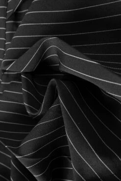 Peekaboo Pinstripe Grommet Mini Skirt -TUNNEL Vision Outlet 611A1955