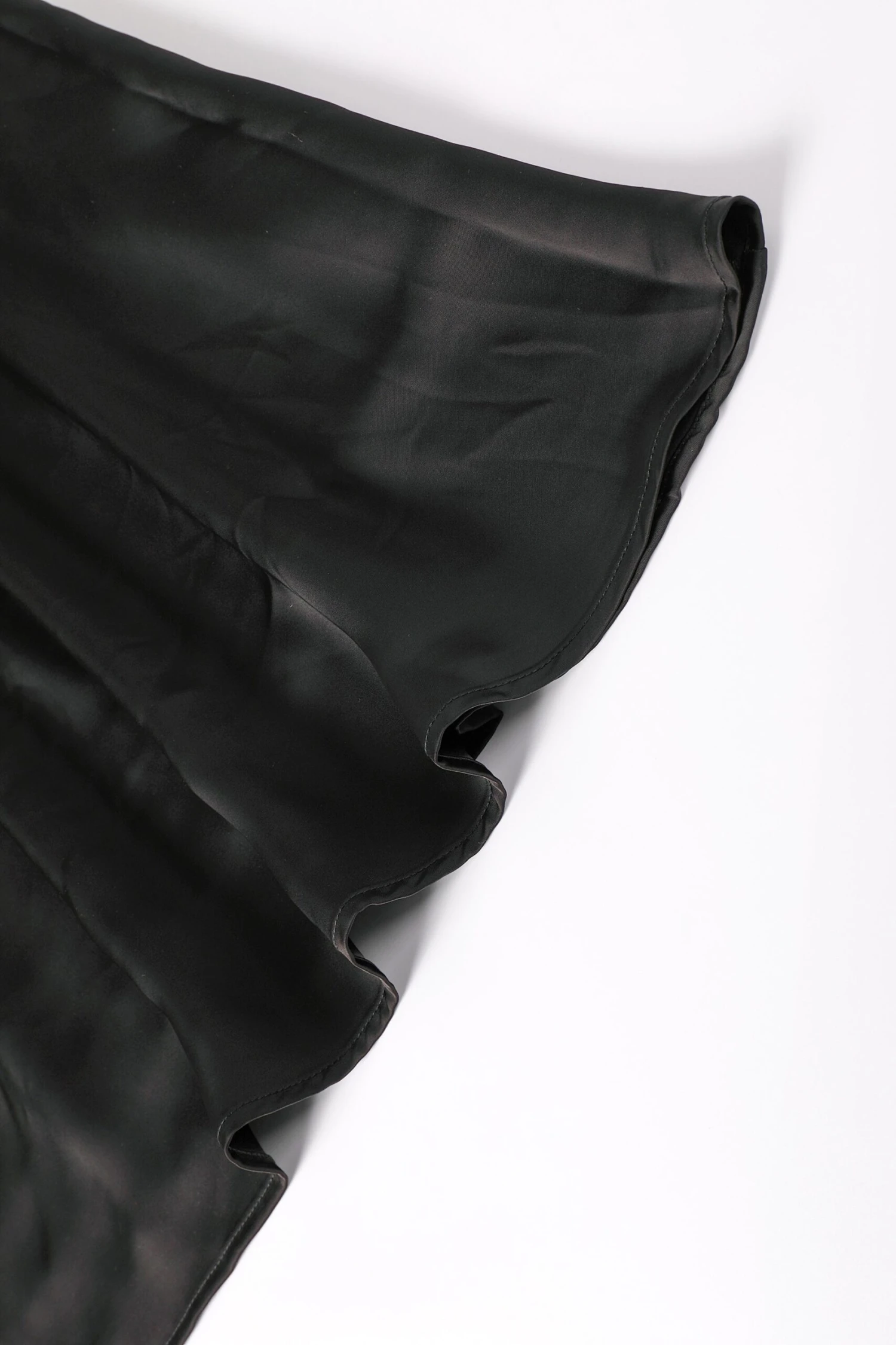 PRE-ORDER: Cora Black Empire Waist Maxi Dress 8 PRE-ORDER: Cora Black Empire Waist Maxi Dress - Image 6