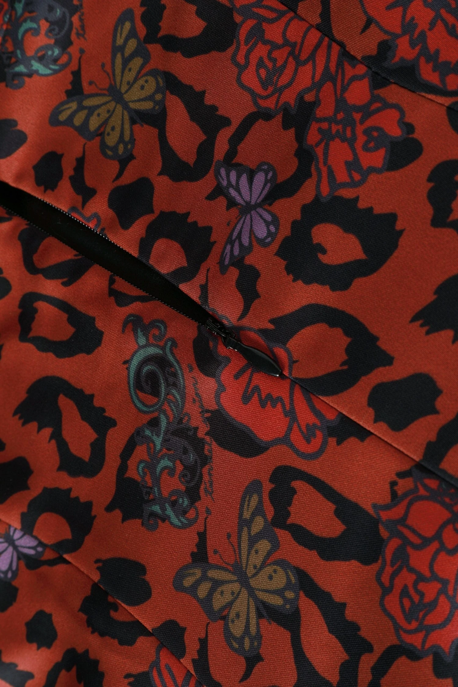 PRE-ORDER: Cora Rose & Thorn Printed Empire Waist Maxi Dress 9 PRE-ORDER: Cora Rose & Thorn Printed Empire Waist Maxi Dress - Image 7