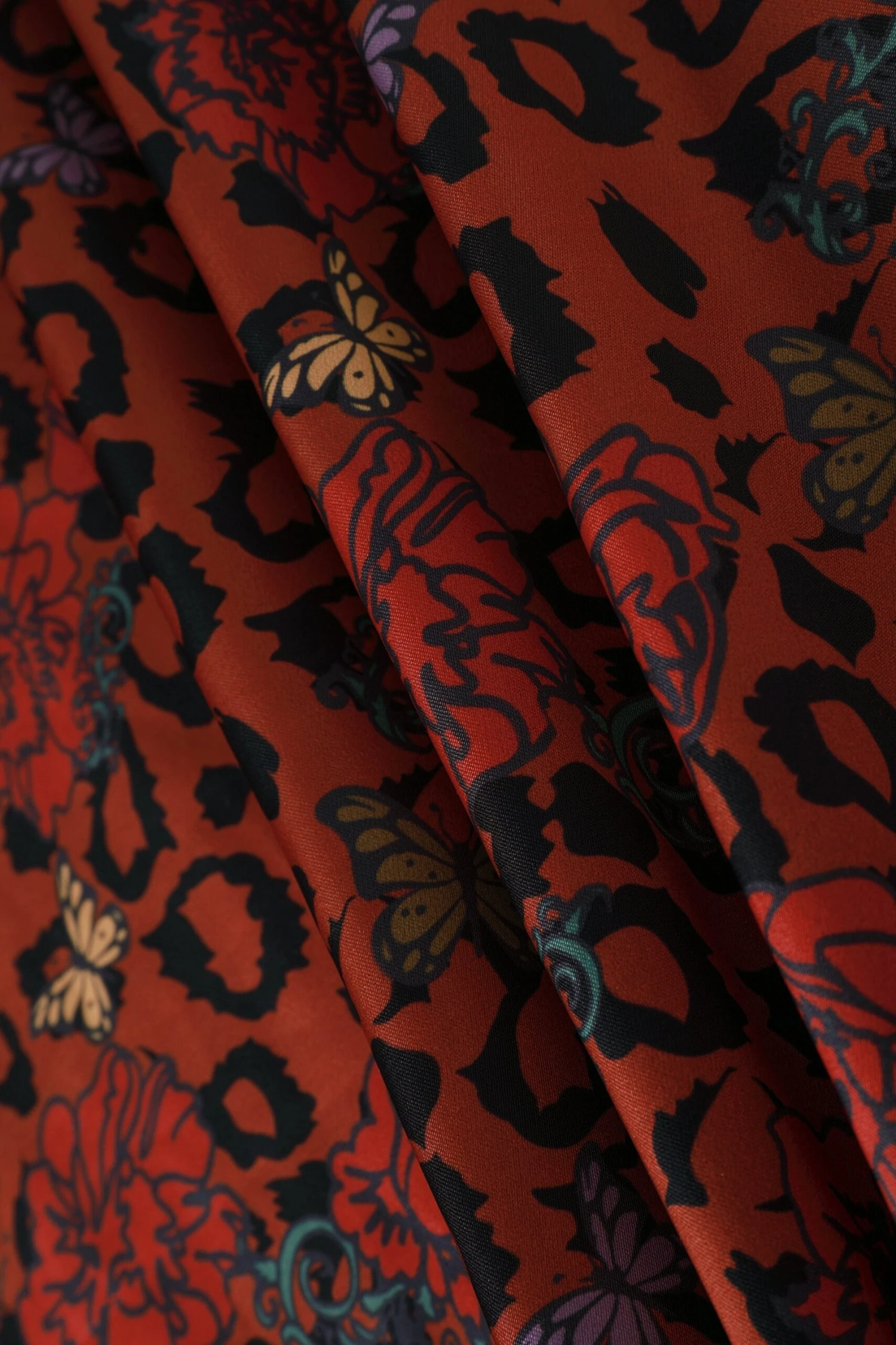 PRE-ORDER: Cora Rose & Thorn Printed Empire Waist Maxi Dress 10 PRE-ORDER: Cora Rose & Thorn Printed Empire Waist Maxi Dress - Image 8