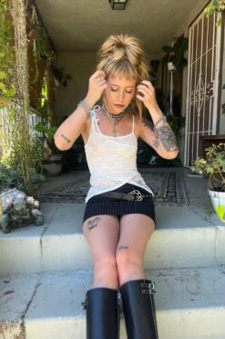 Disco White Lace Criss-Cross Layer Top -TUNNEL Vision Outlet ASJVDBK