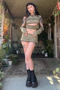 40-in-1 Olive Green Zip-Off Convertible Dress 24 40-in-1 Olive Green Zip-Off Convertible Dress -TUNNEL Vision Outlet EGS