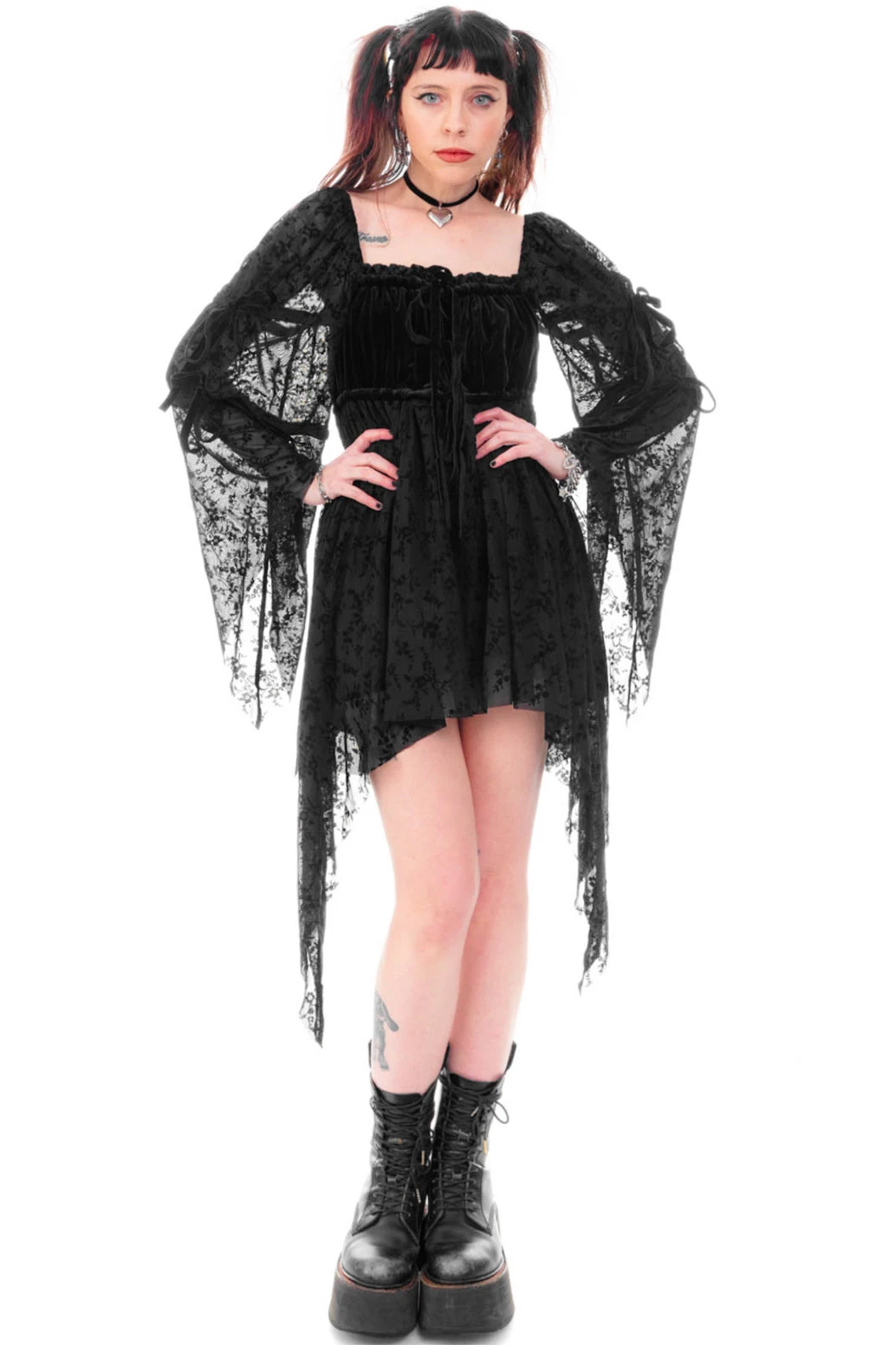 Desdemona Black Velvet Mix Dress 15 Desdemona Black Velvet Mix Dress - Image 13