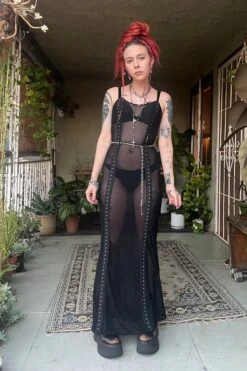 Black Amarantha Hook And Eye Maxi Dress -TUNNEL Vision Outlet IFHAIof