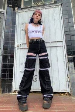 Black 5-in-1 Convertible Zip-Off Cargo Pants -TUNNEL Vision Outlet IMG 15272