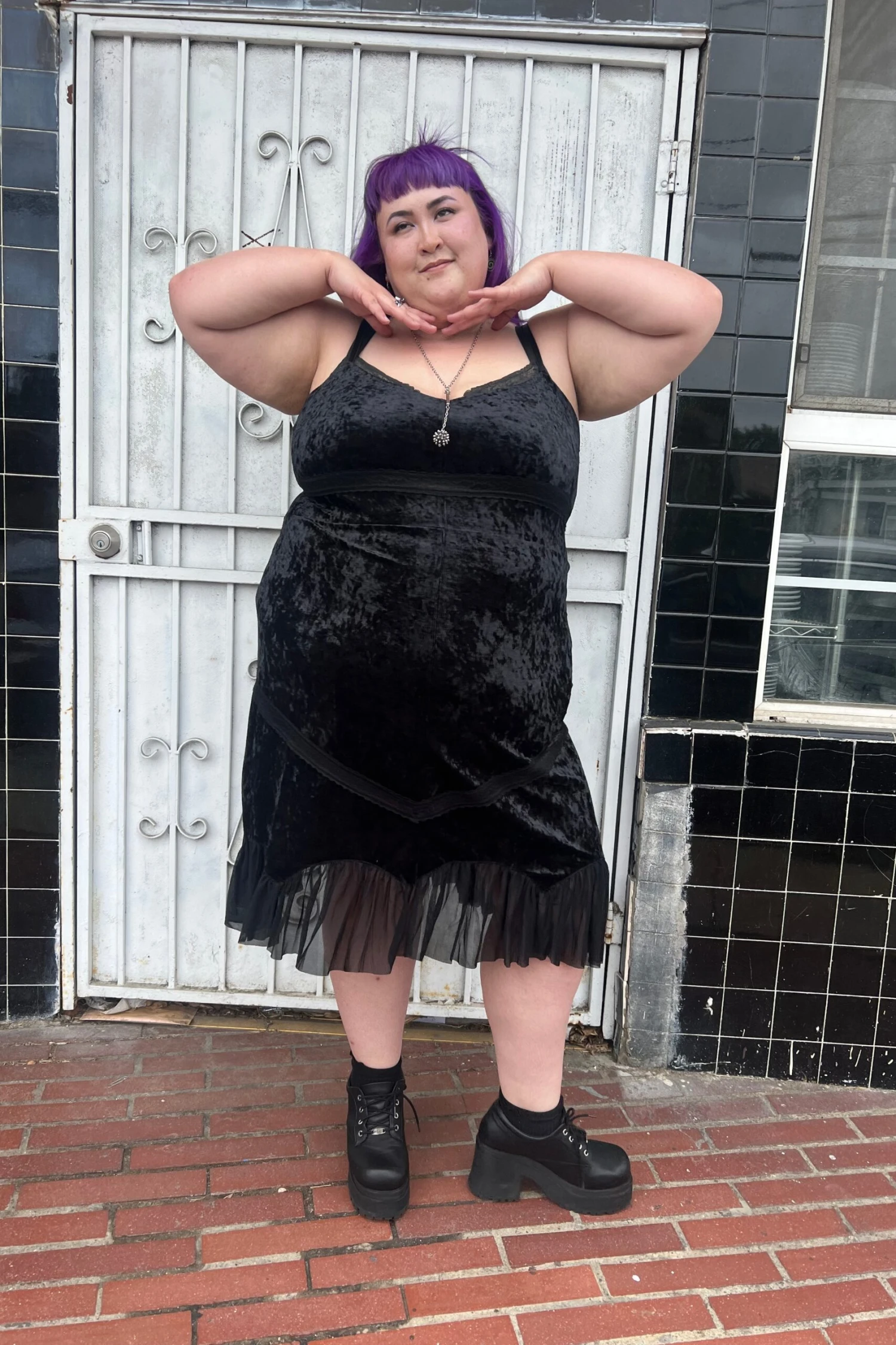 Luci Black Velvet Midi Dress 7 Luci Black Velvet Midi Dress - Image 5