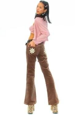 TUNNEL VISION SECONDHAND (GRADE A) Melody Brown Corduroy Flares 33 TUNNEL VISION SECONDHAND (GRADE A) Melody Brown Corduroy Flares -TUNNEL Vision Outlet IMG 4447 cc8b8a73 6c3f 42f0 a9bb a1521e2ffaa3