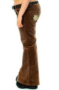 TUNNEL VISION SECONDHAND (GRADE A) Melody Brown Corduroy Flares 29 TUNNEL VISION SECONDHAND (GRADE A) Melody Brown Corduroy Flares -TUNNEL Vision Outlet IMG 5117 f87aefa4 1f94 458c 9e3c 0a7bf8e464e0