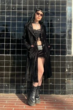 Mazzy Black Longline Jacket -TUNNEL Vision Outlet IMG 5838