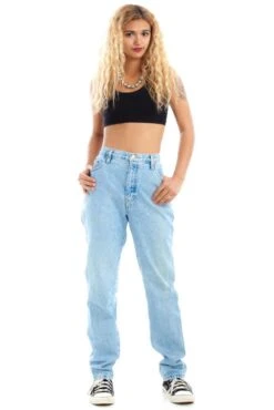 Vintage Classics - Mom Jeans -TUNNEL Vision Outlet IMG 9016 d35394db ff38 4851 95be 2769cfb80c31 1