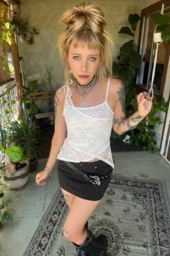 Disco White Lace Criss-Cross Layer Top -TUNNEL Vision Outlet JKwvbs