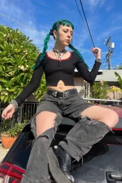 Rosa Black Lace-Trimmed Thermal Long-Sleever -TUNNEL Vision Outlet KJDVB