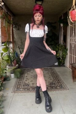 Alicia Underbust Pinstripe Dress -TUNNEL Vision Outlet SD fa17a048 2768 4783 a40d 5e396941f47d