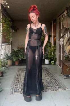 Black Amarantha Hook And Eye Maxi Dress -TUNNEL Vision Outlet UALFGLAUIF