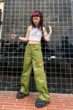 Splendor Olive Parachute Pants 25 Splendor Olive Parachute Pants -TUNNEL Vision Outlet grnpants4