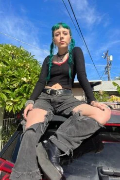 Rosa Black Lace-Trimmed Thermal Long-Sleever -TUNNEL Vision Outlet kjsebvd