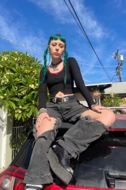 Rosa Black Lace-Trimmed Thermal Long-Sleever -TUNNEL Vision Outlet ksjdbv