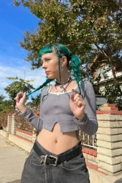 Rosa Grey Lace-Trimmed Thermal Long-Sleever -TUNNEL Vision Outlet svda