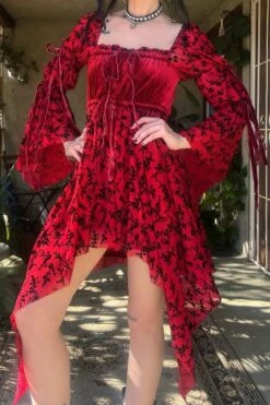 Desdemona Red Velvet Mix Dress 18 Desdemona Red Velvet Mix Dress -TUNNEL Vision Outlet wekjsgfm